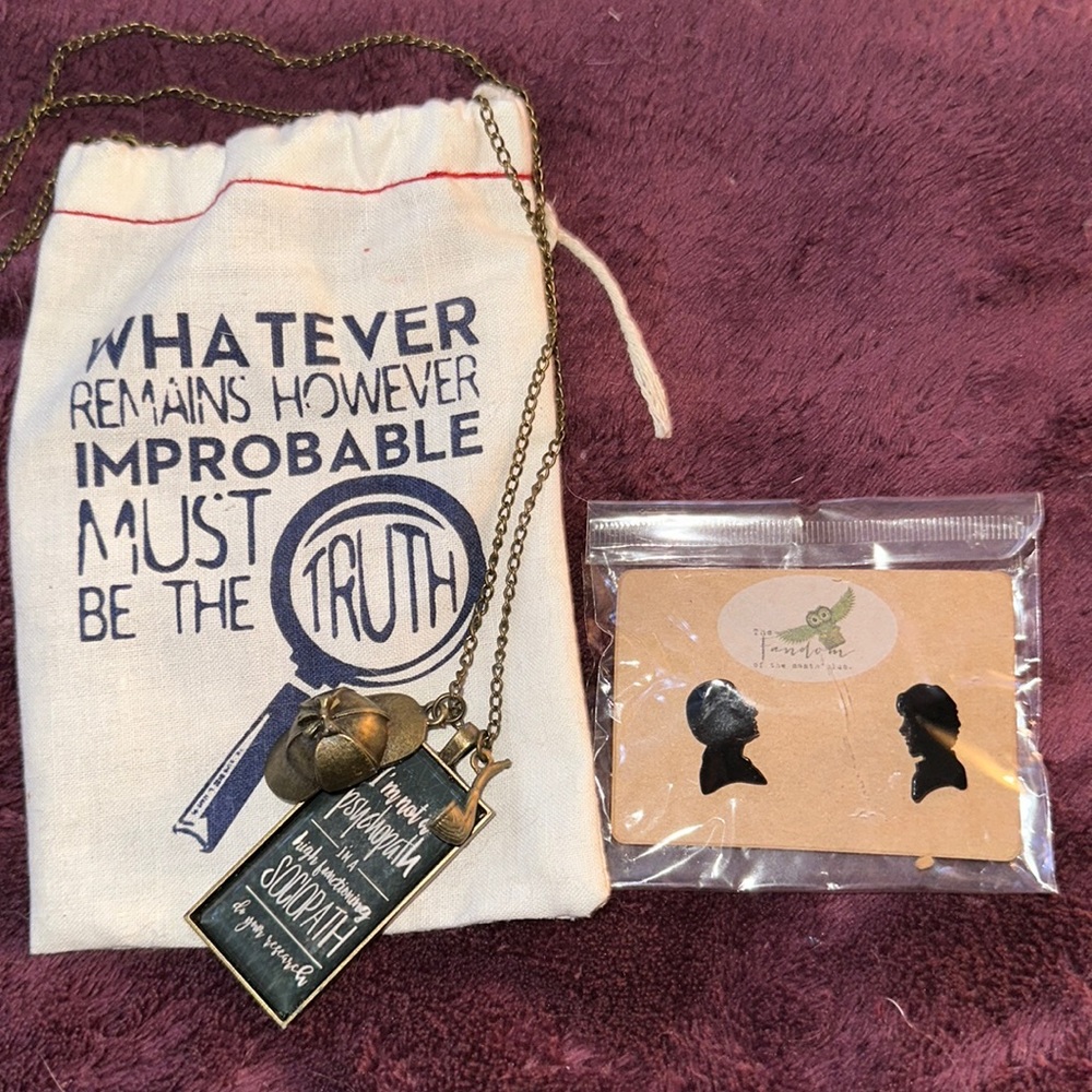 Fandom Sherlock necklace, earrings and bag